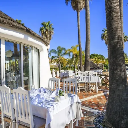 Luxury 2 Bedroom With Private Garden