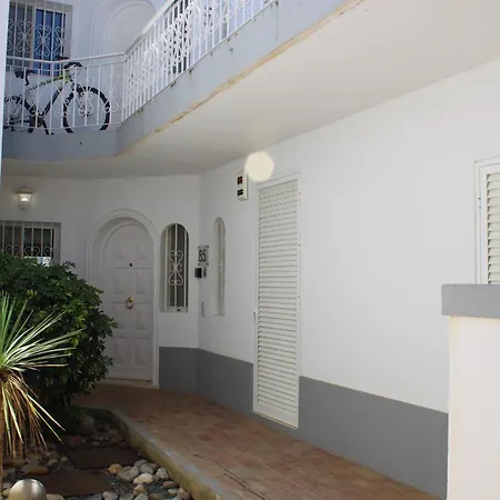 Luxury 2 Bedroom With Private Garden Almancil