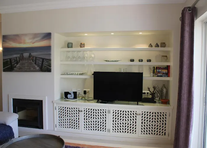 Apartmán Luxury 2 Bedroom With Private Garden Almancil