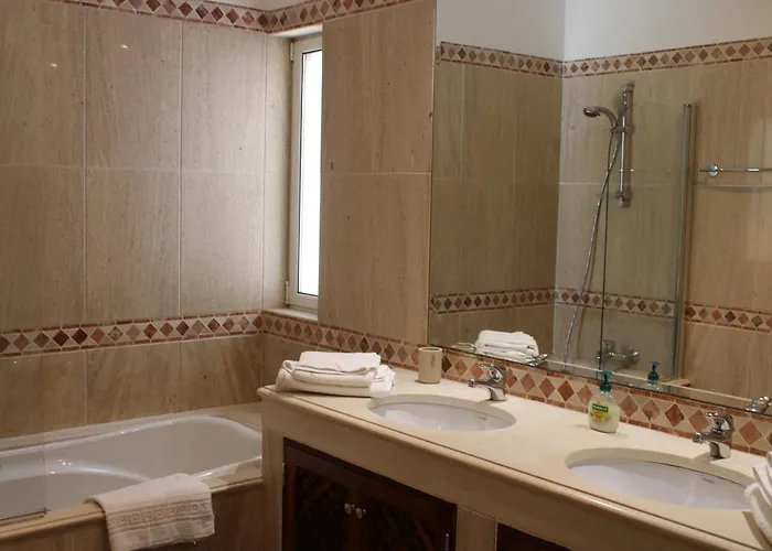 Luxury 2 Bedroom With Private Garden Almancil