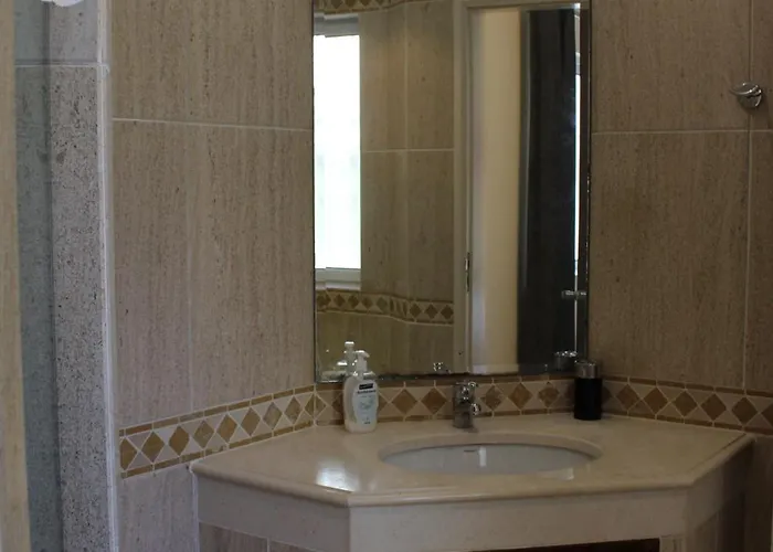 Luxury 2 Bedroom With Private Garden Almancil