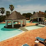 Luxury 2 Bedroom With Private Garden Almancil